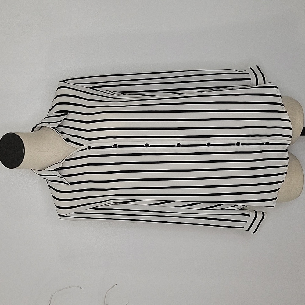 Forever 21 White and Black Striped Blouse SZ S   3/$15